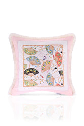 Orient Charm – Yelpaze ve İnci Bordür Tasarımlı Saçaklı Kadife Kırlent Kılıfı - 43x43cm