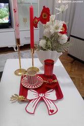 Kurdele Şeklinde Kalp Desenli Nakışlı Kokteyl Peçetesi 1 Adet