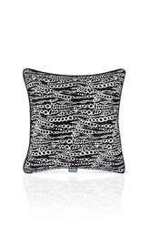 Soyut Zincir Desenli Deri Fitilli Kadife Kırlent Kılıfı 43x43cm