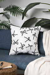 Siyah Kurdele Tasarımlı Fitilli Kadife Kırlent Kılıfı - 43x43cm