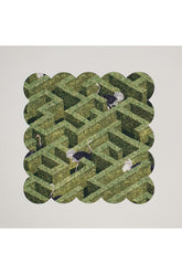 Çimden Labirentte Kaybolan Deve Kuşları Desenli Dijital Baskılı Lazer Kesim Kokteyl Peçetesi