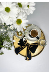 Kurdele Şeklinde Kalp Desenli Siyah Zemin Altın Renk Nakışlı Kokteyl Peçetesi 1 Adet