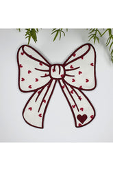 Kurdele Şeklinde Kalp Baskılı Nakışlı Kumaş Kokteyl Peçetesi 1 Adet