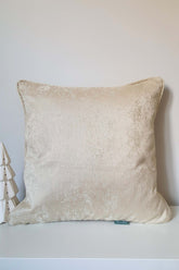 Krem Sim Efektli Fitilli Kırlent Kılıfı 43x43cm