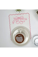 Vişne Tasarım Beyaz Renk Pembe Nakışlı Kumaş Kokteyl Peçetesi 1 Adet