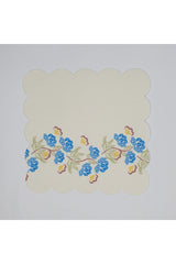 Zarif Şerit Çiçek Desenli Lazer Kesim Kokteyl Peçetesi