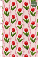 3D Nakış Efektli Dijital Baskılı Sevimli Kırmızı Lale Desenli Kumaş