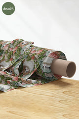 3D Nakış Efektli Dijital Baskılı Çiçek Bahçesindeki Kedi Desenli Kumaş