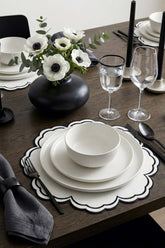 Bloom Beyaz Suni Deri Nakışlı Amerikan Servis 2 Adet