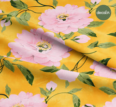 Sarı Zemin Pembe Gül Desenli Dijital Baskılı Kumaş