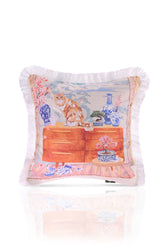 Sulu Boya Pastel Renkler Yaramaz Kedi ve Vazo Desenli Dijital Baskılı Kadife Kırlent Kılıfı Saçaklı