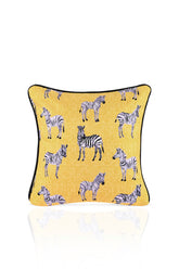 Zebra Tasarımlı Deri Fitilli Sarı Kırlent Kılıfı 43x43cm