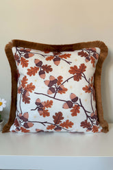 Sonbahar Meşe Palamudu Desenli Saçaklı Kırlent Kılıfı 3D Punch Nakış Efekt Dijital Baskılı 43x43cm