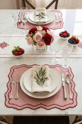 Tableau Pembe Toile Desenli Kırmızı Nakışlı Amerikan Servis 43x35cm 2 Adet