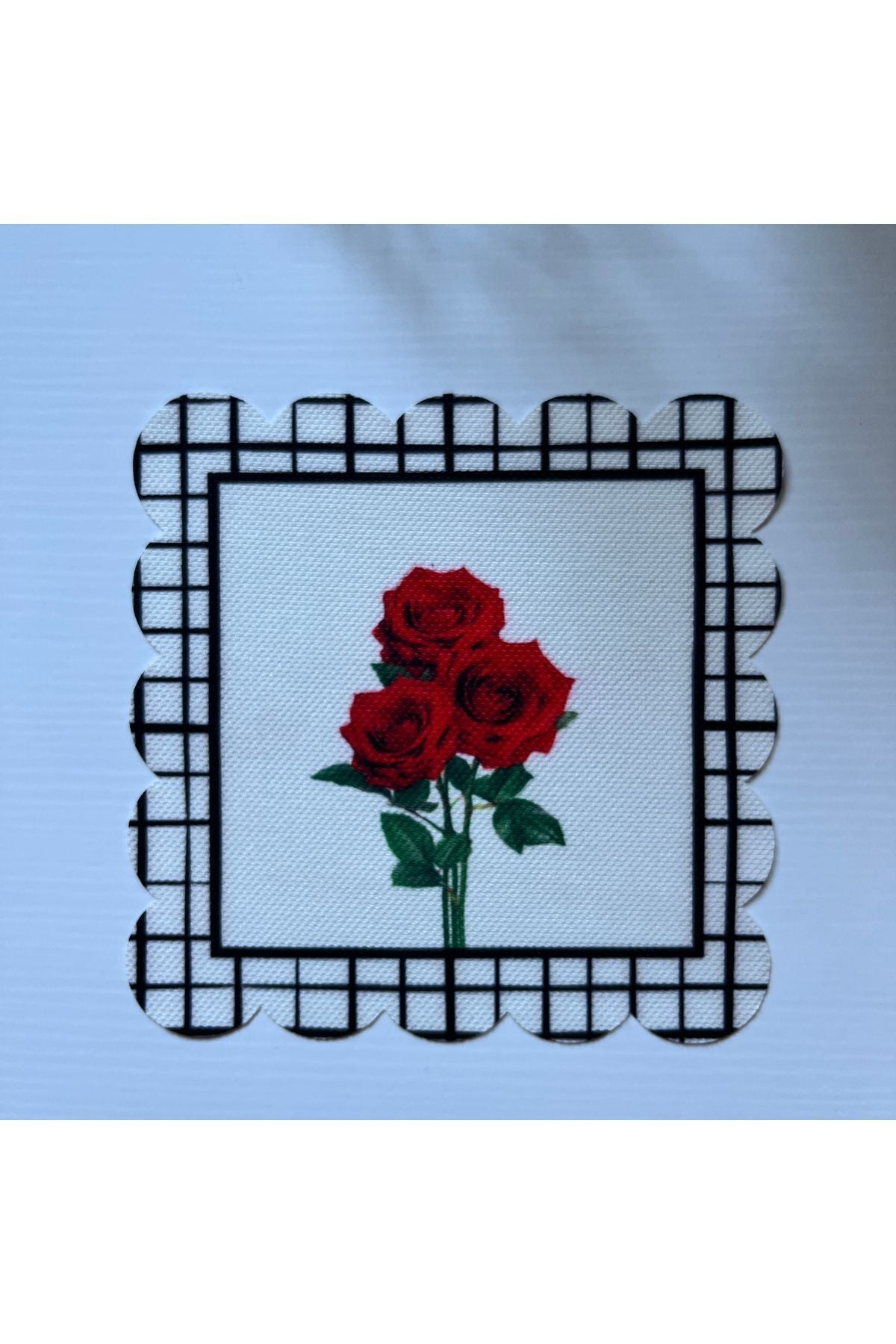 Kızmızı Gül kenarları Siyah EkoseDesenli Kumaş Kokteyl Peçetesi Yıkanabilir Lazer Kesimli