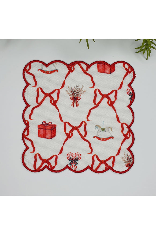 Yılbaşı Temalı Kurdele ve Hediye Obje Desenli Nakış Kenar Kokteyl Peçetesi 1 Adet