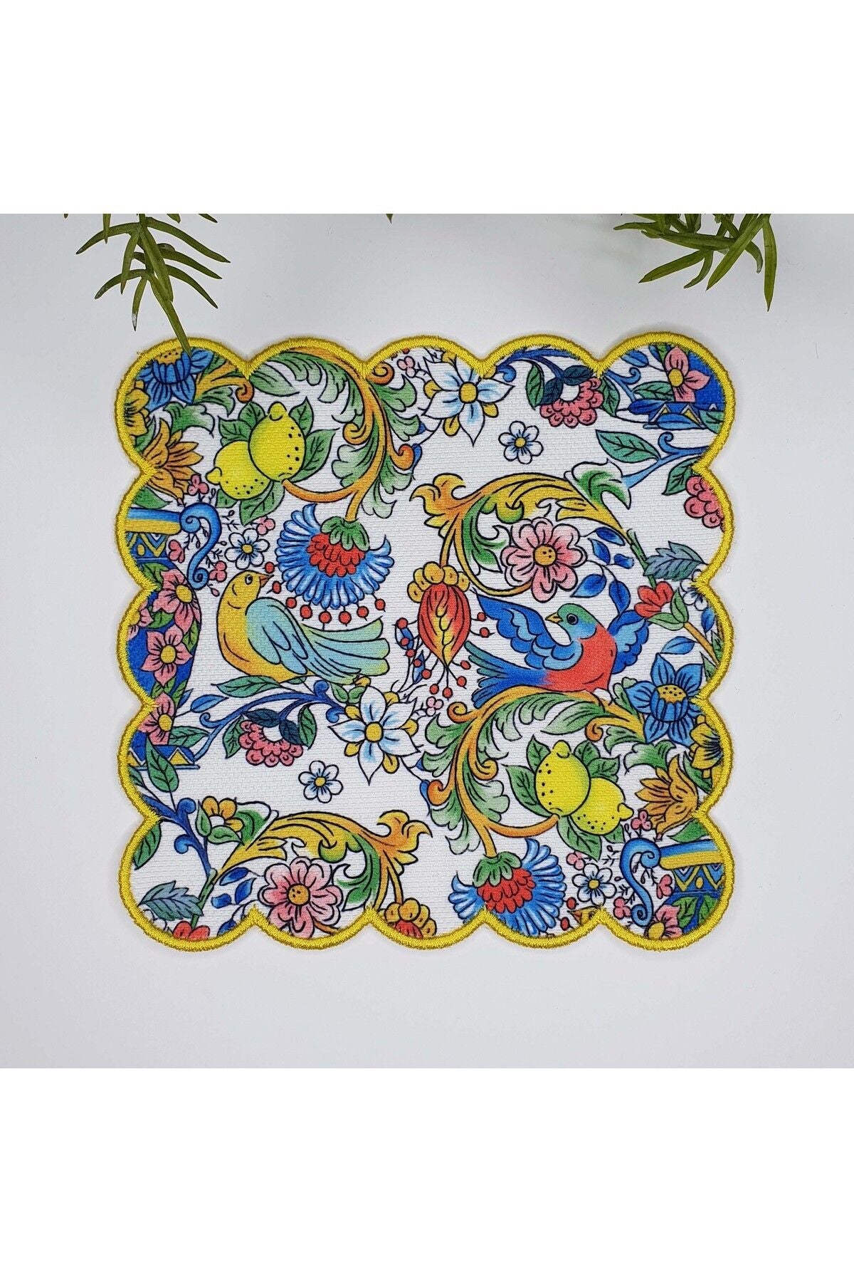 Elegant İtalyan Çini Kuş Vazo Çiçek Desenli Nakış Kenar Kumaş Kokteyl Peçetesi 1 Adet