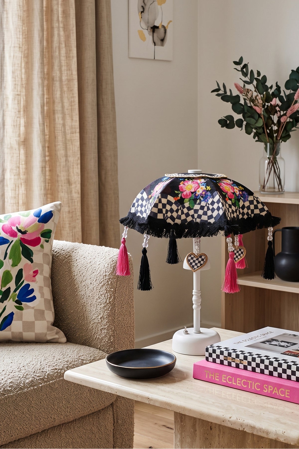 Midnight Bloom Bali Şemsiyesi Şarjlı LED Aplik – Çiçek Desenli Dekoratif Aydınlatma