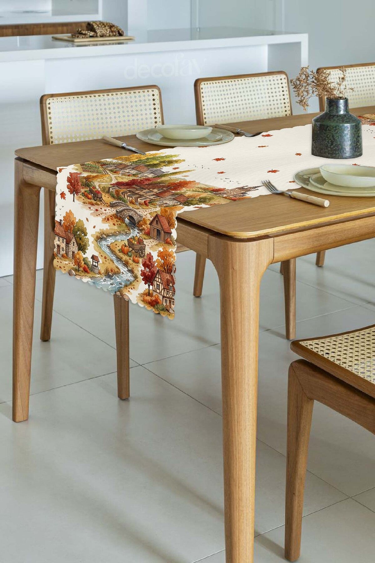 Suluboya Sonbahar Kasabası Desenli Lazer Kesim Runner - 48x135cm