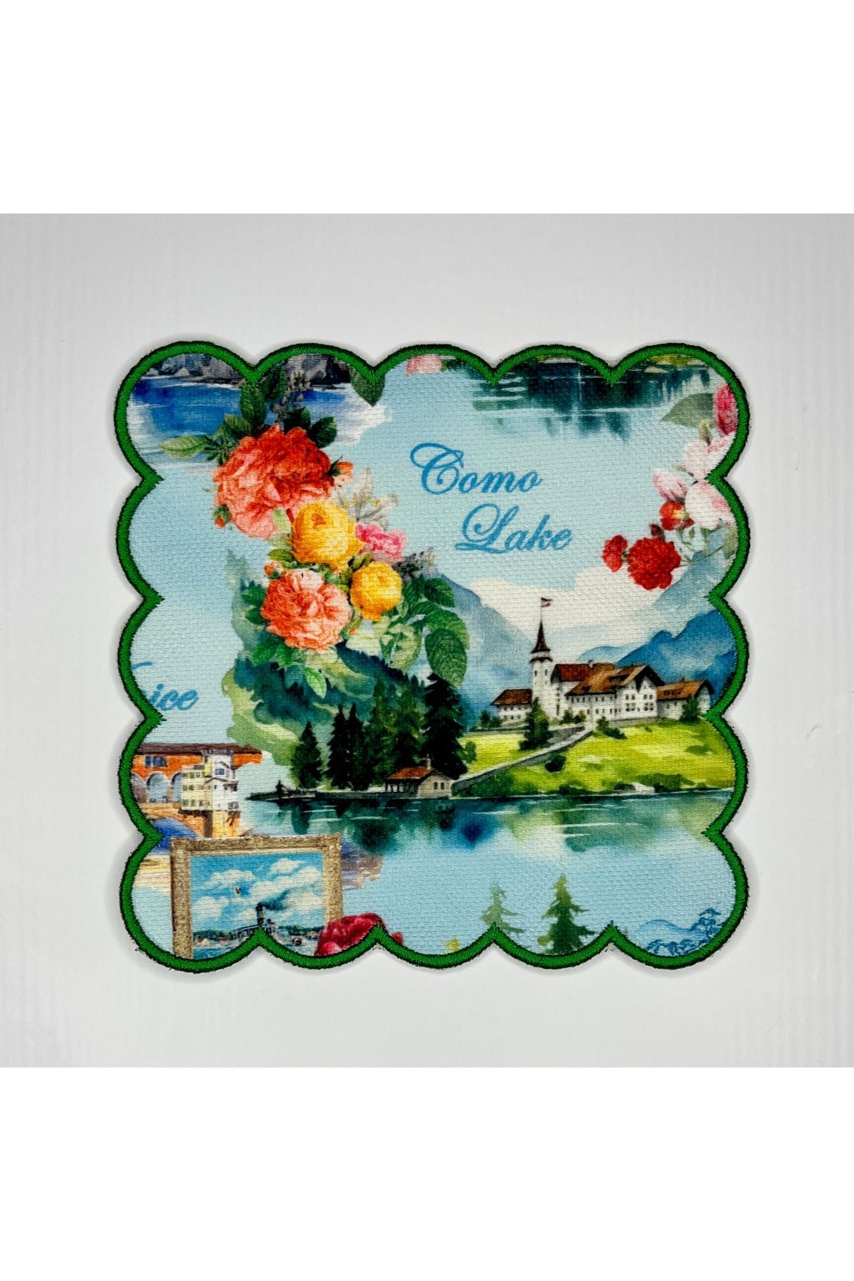 Yeşil Nakışlı Manzara Desenli Dijital Baskılı, Kenarı Nakışlı Dekoratif Kokteyl Peçeteleri