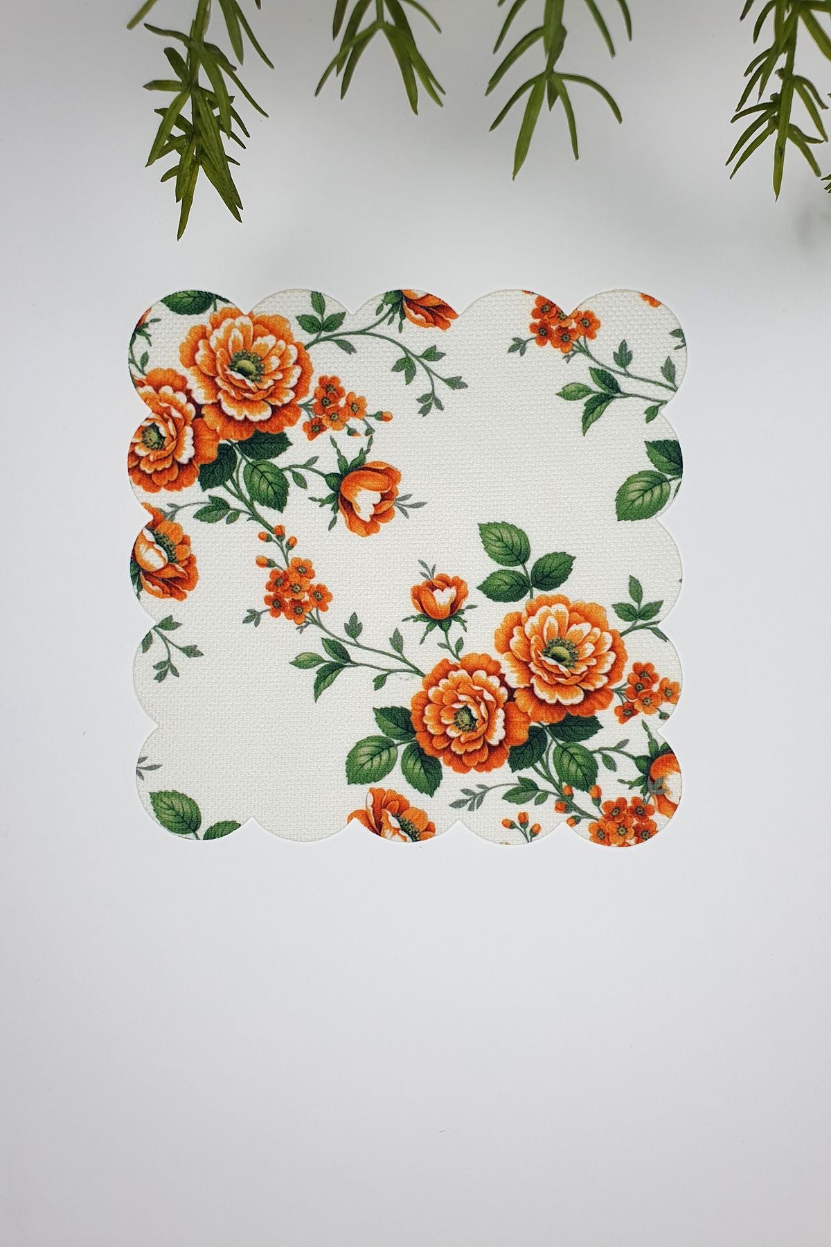 3'lü Flora Çiçek Desenli Lazer Kesim Kumaş Kokteyl Peçeteleri