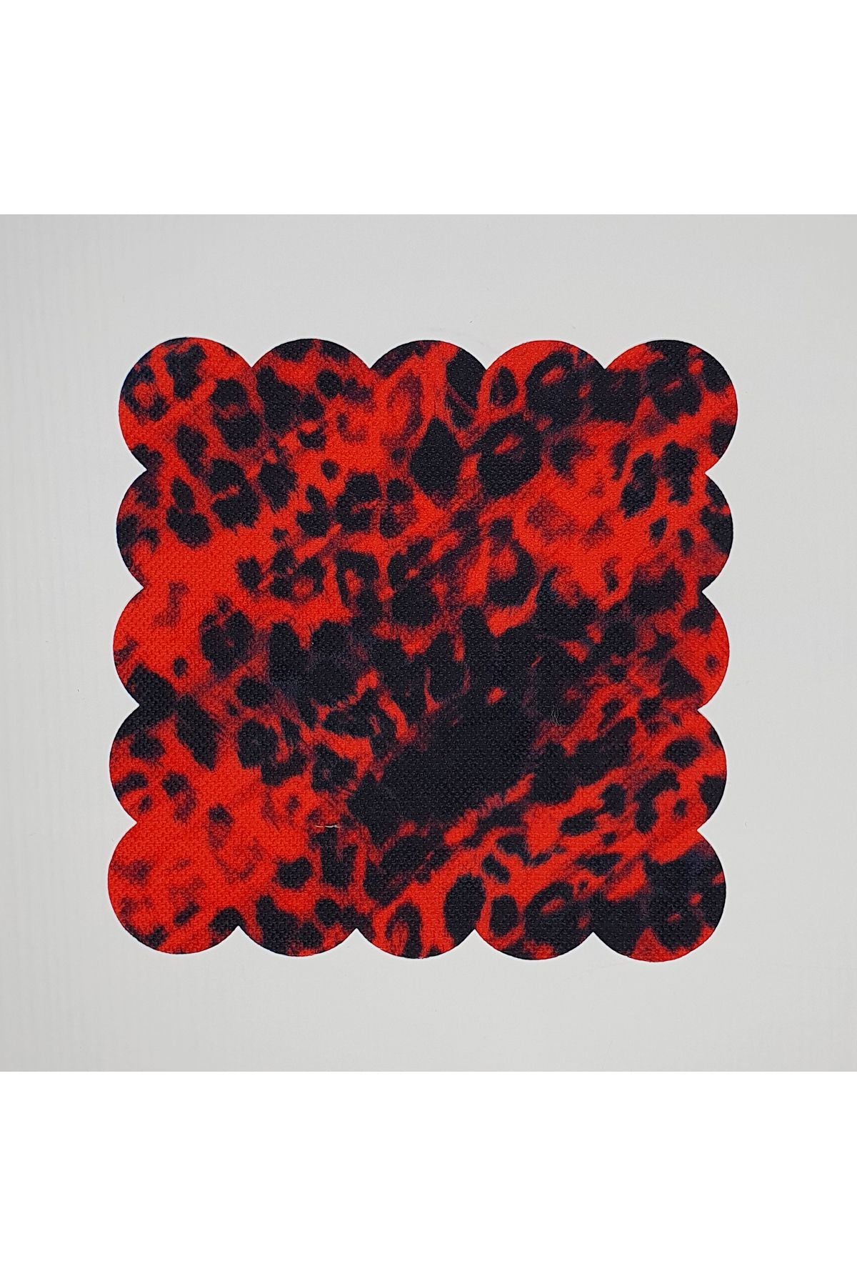 Fırça Efektli Kırmızı Leopar Desenli Dijital Baskılı Lazer Kesim Kokteyl Peçetesi