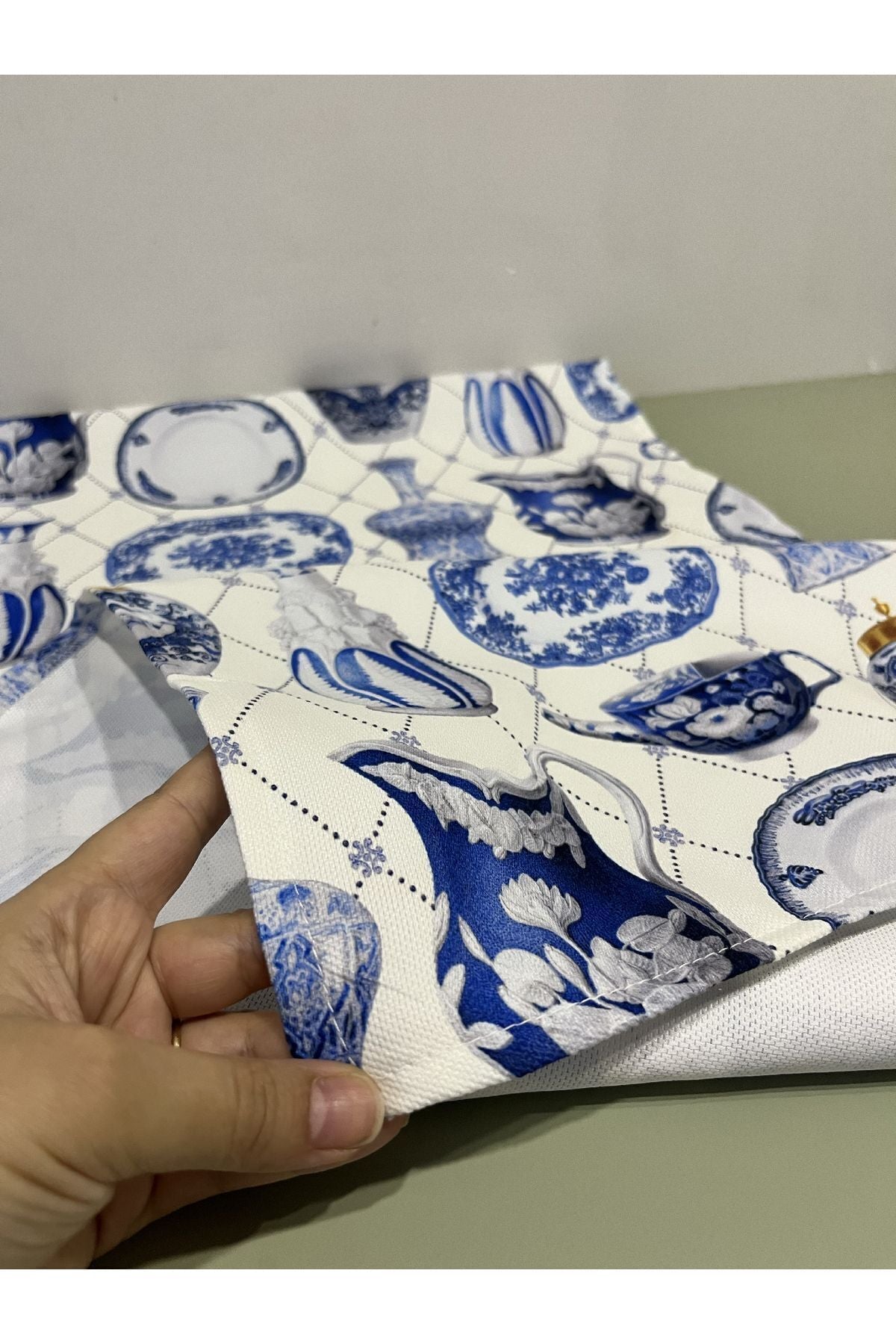 Runner Vintage Çini Vazo Porselen Desenli Dijital Baskılı