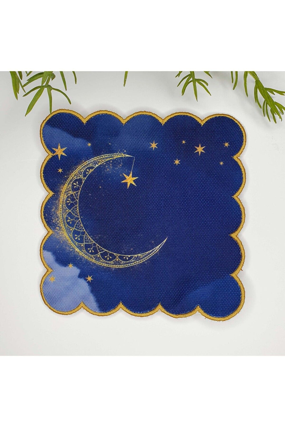 İslami Hilal ve Gece Mavisi Tasarımlı Nakış Kenar Kokteyl Peçetesi 1 Adet - Decofav | Kırlent, Sofra Tekstili, Kumaş