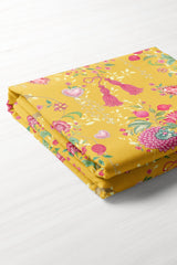 Love Bloom Kalpli Sarı Çiçekler Tasarımlı Masa Örtüsü - 130x204cm