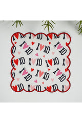 XOXO ve Kalpler Tasarımlı Etrafı Nakışlı Kumaş Kokteyl Peçetesi 1 Adet