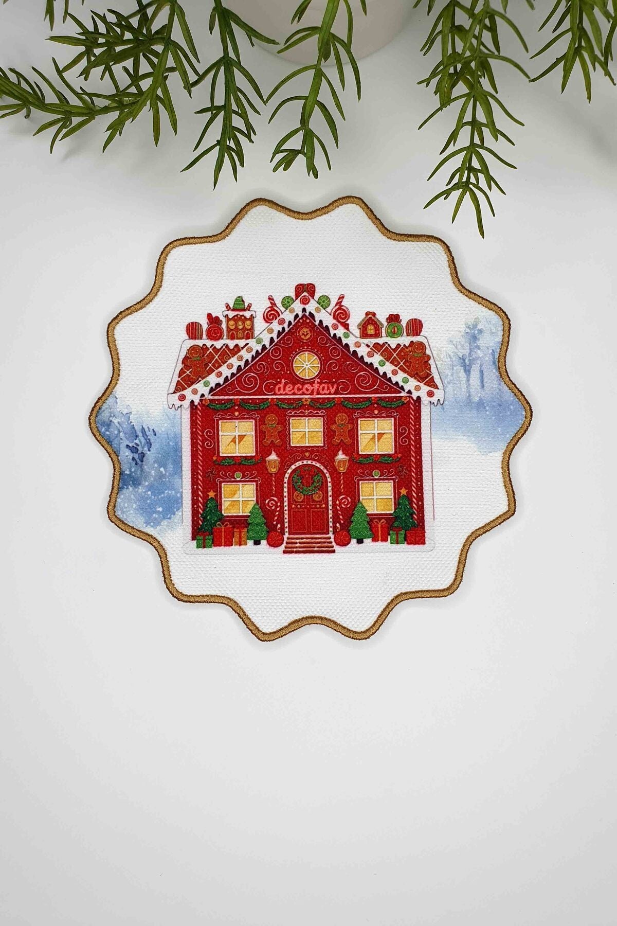 Şeker Yılbaşı Evi Tasarımlı Nakış Kenar Kumaş Kokteyl Peçetesi 1 Adet