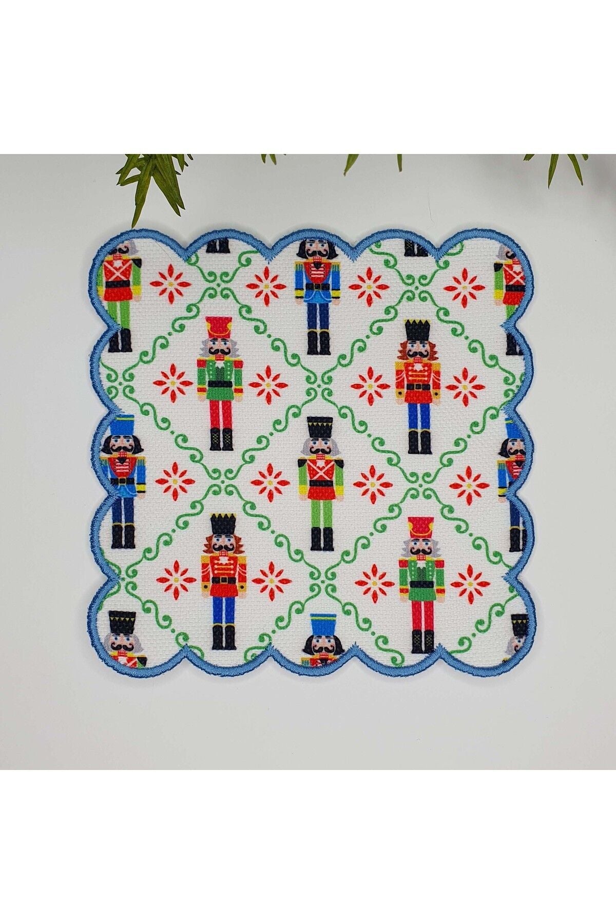 Geometrik Kurşun Asker Desenli Nakış Kenar Kumaş Kokteyl Peçetesi 1 Adet