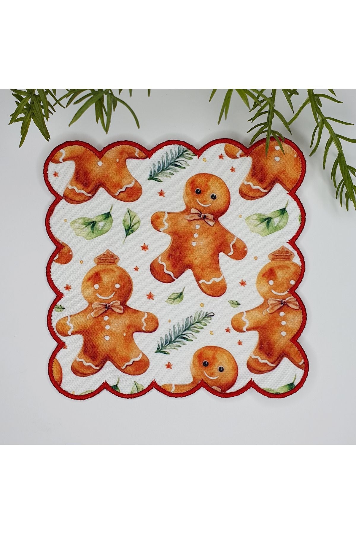 Sulu Boya Gingerman ve Yaprak Desenli Nakış Kenar Kumaş Kokteyl Peçetesi 1 Adet