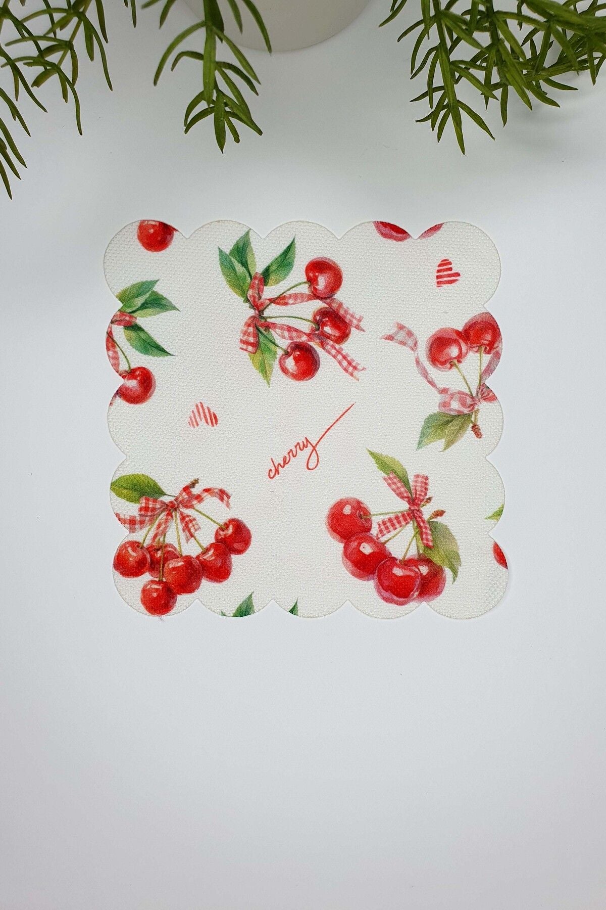Sulu Boya Kiraz ve Yazı Desenli Lazer Kesim Kokteyl Peçetesi 1 Adet