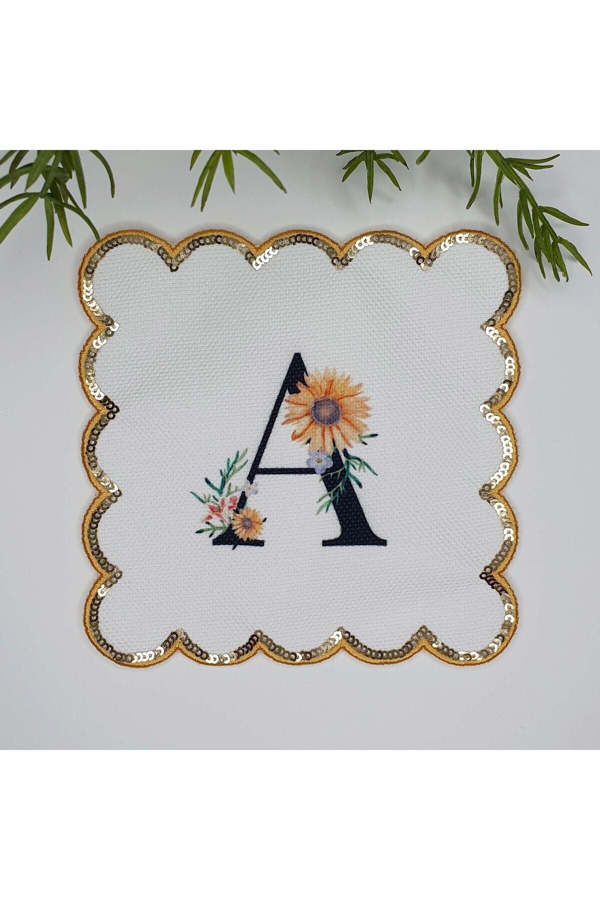 A Harfi Baskılı Kişiye Özel Pul İşlemeli Monogramlı Nakış Kenar Pullu Kokteyl Peçetesi 1 Adet