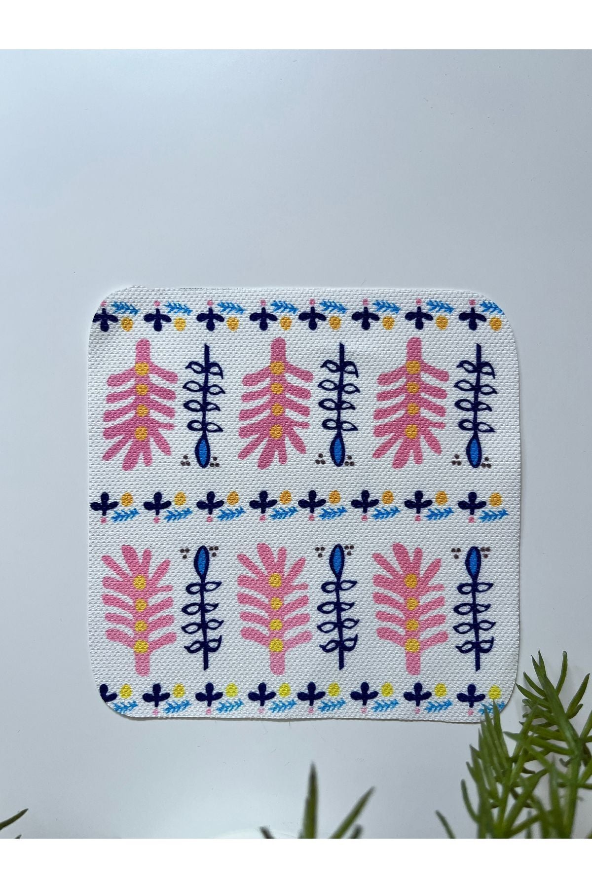 Yaprak ve Nokta Desenli Dijital Baskılı, Kenarı Lazer Kesim Dekoratif Kokteyl Peçeteleri