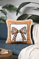 Leopar Kurdele Tasarımlı Saçaklı Kadife Kırlent Kılıfı - 43x43cm