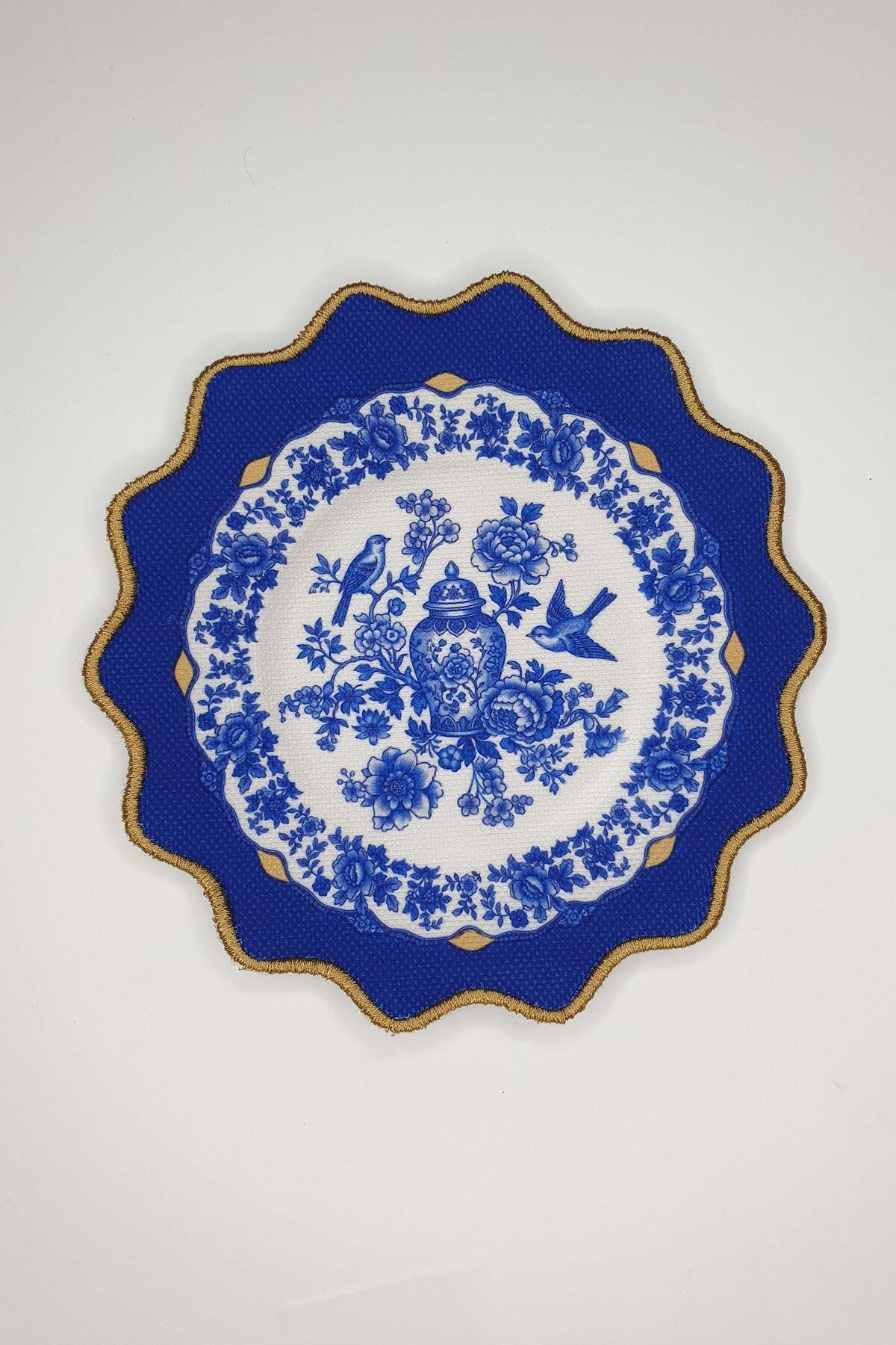Mavi Beyaz Çini Desenli Kuşlu Nakışlı Kokteyl Peçetesi 1 Adet