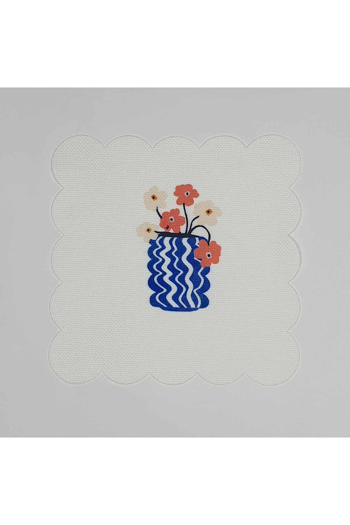 Mavi Vazo ve Çiçekli Dijital Baskılı Kumaş Kokteyl Peçetesi Lazer Kesimli