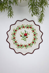 Kırmızı Zarif Gül Desenli Nakış Kenar Kumaş Kokteyl Peçetesi 1 Adet