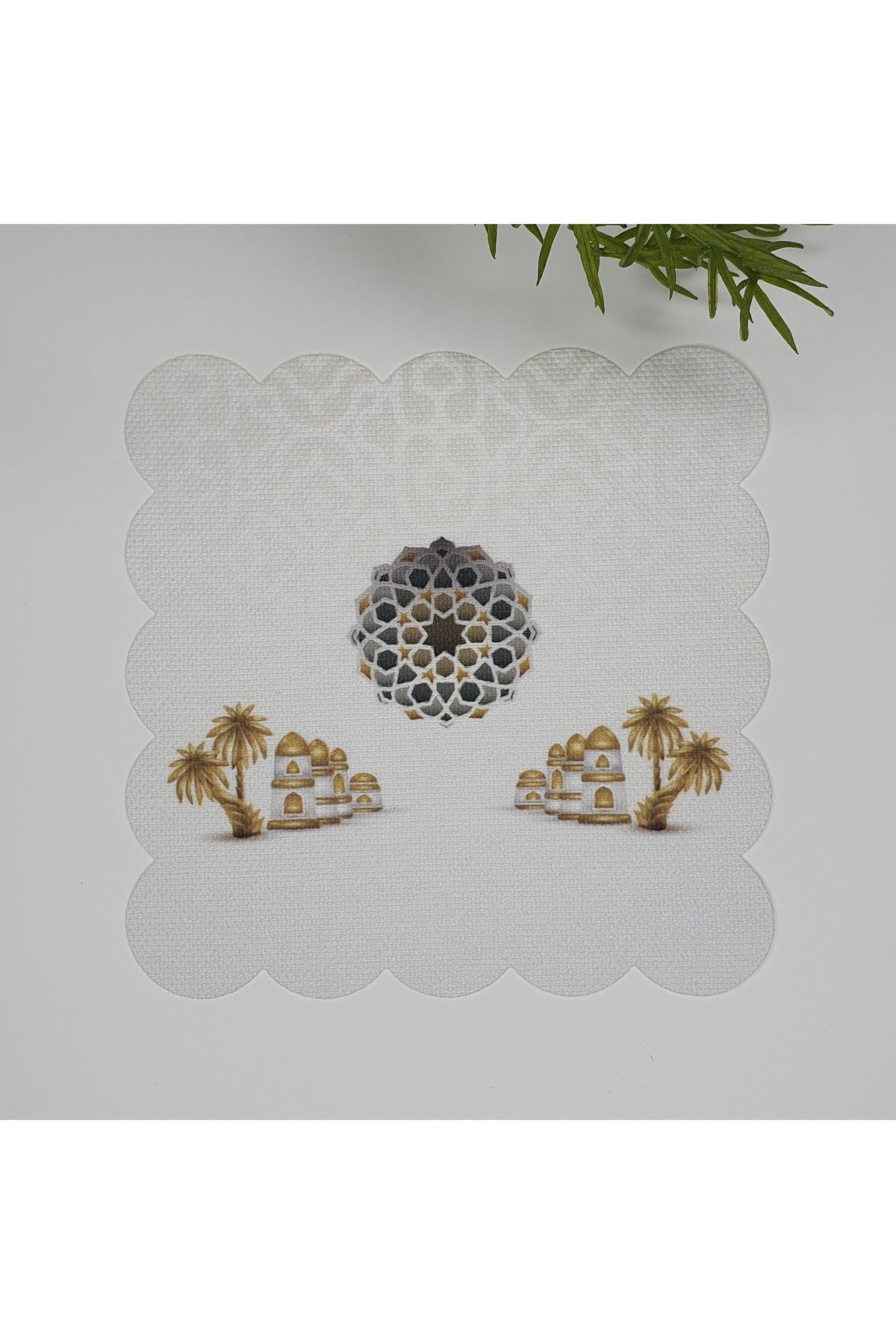 Palmiye Ağaçları ve İslami Motif Desenli Kumaş Kokteyl Peçetesi 1 Adet