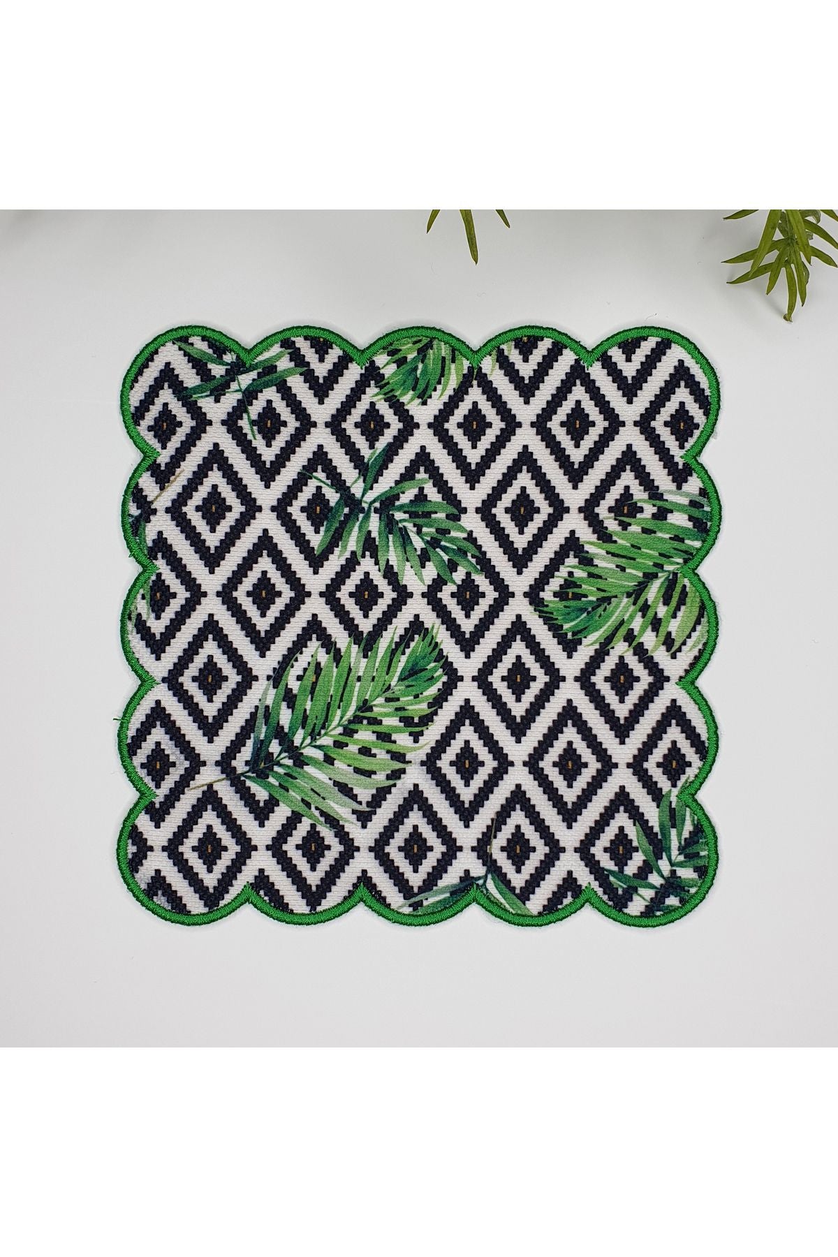 Geometrik Baklava Desen Tropikal Yaprak Desenli Nakış Kenar Kokteyl Peçetesi 1 Adet