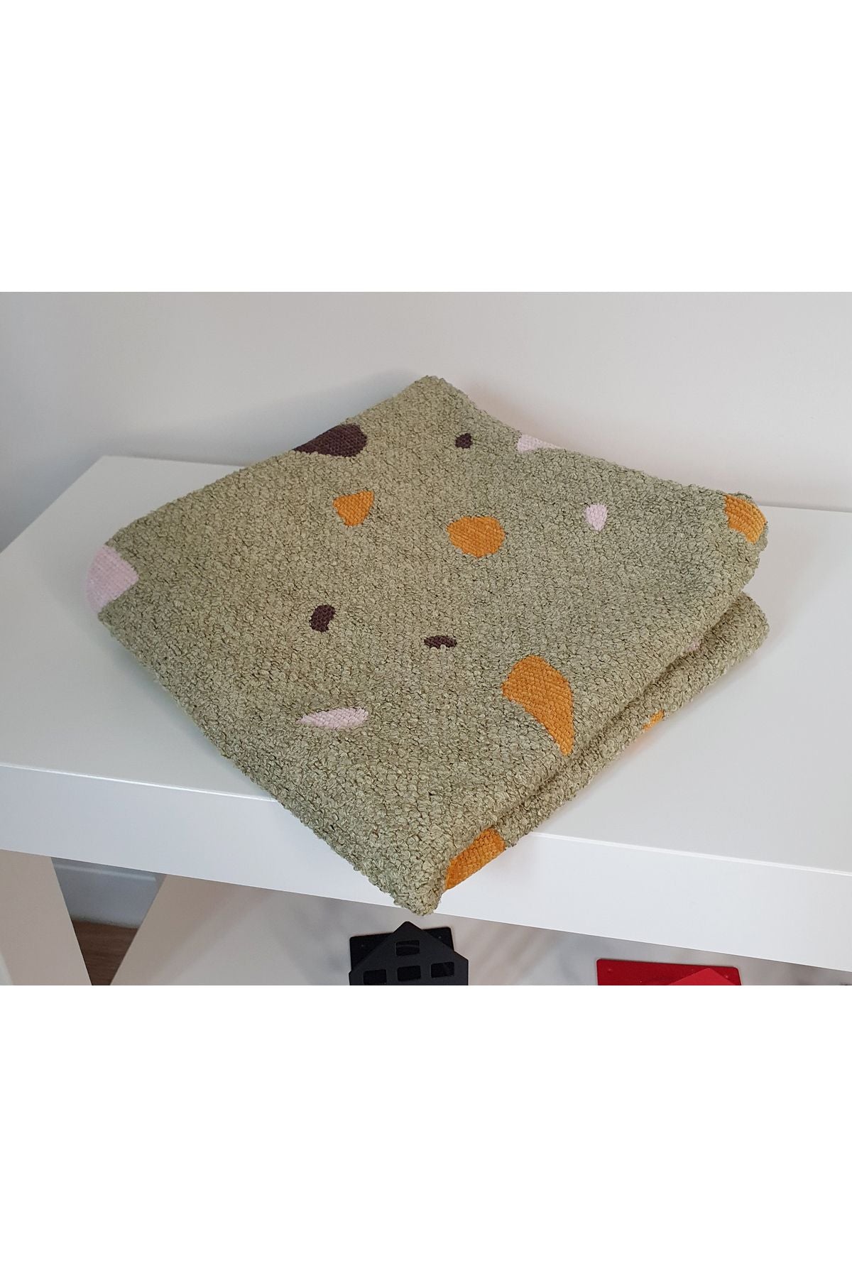 Terrazzo Desenli Lüks Bukle Kırlent Kılıfı Yeşil
