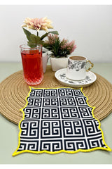 Geometrik Desenli Sarı Nakışlı Dijital Baskılı Kokteyl Peçetesi Yıkanabilir