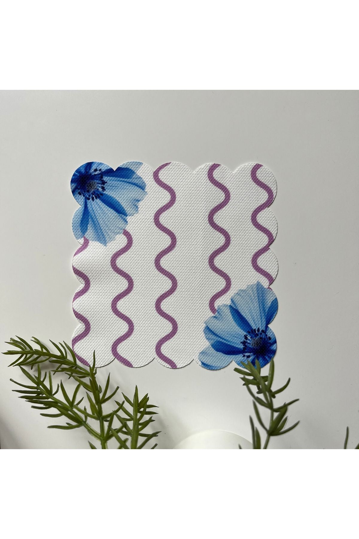 Mavi Çiçek ve soyut Dalga Desenli Kokteyl Peçetesi Kumaş