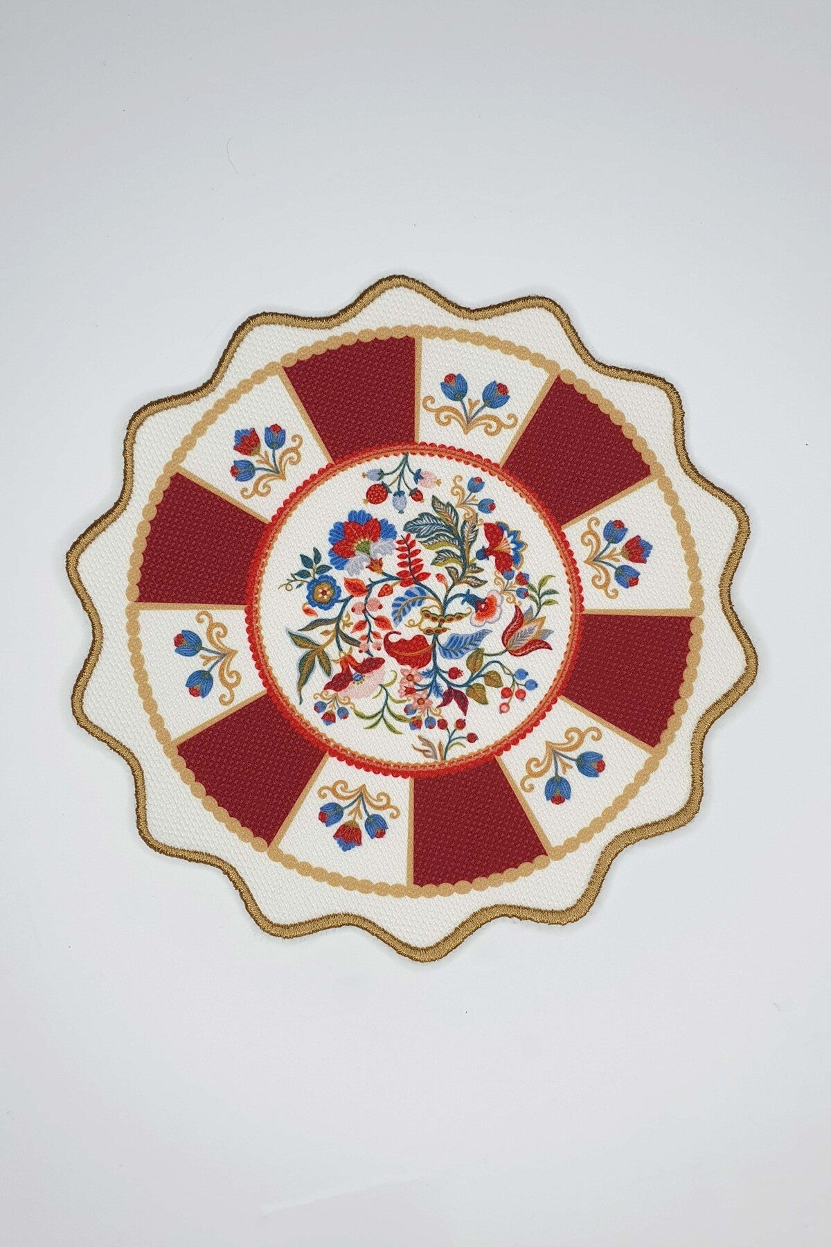 Etnik Çiçek Desenli Vintage Nakışlı Kokteyl Peçetesi 1 Adet