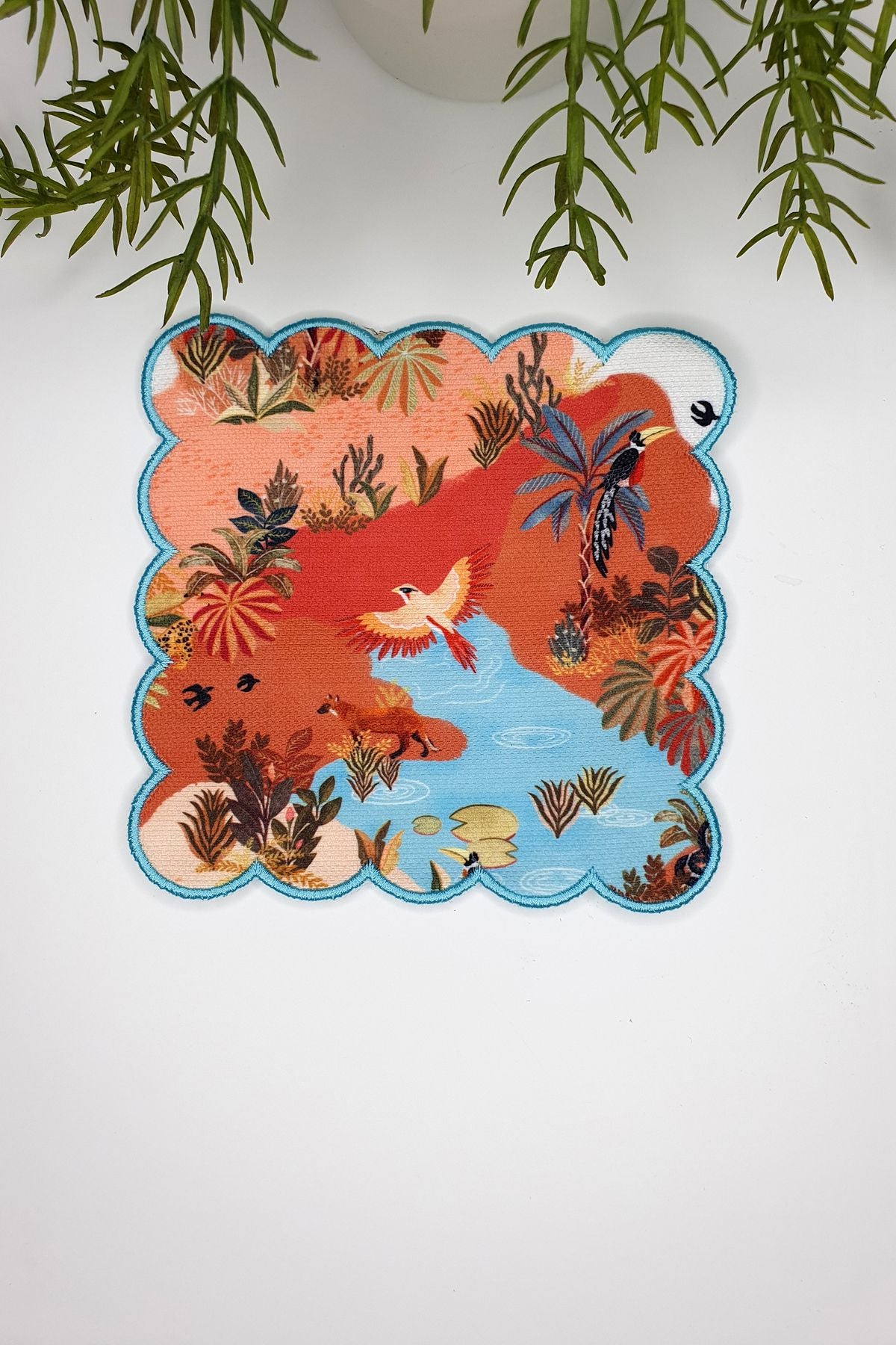 El Çizimi Kuş ve Çöl Manzara Tasarımlı Nakış Kenar Kokteyl Peçetesi 1 Adet