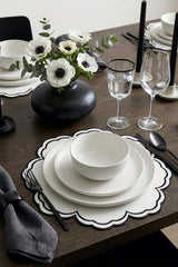 Bloom Beyaz Suni Deri Nakışlı Amerikan Servis 2 Adet