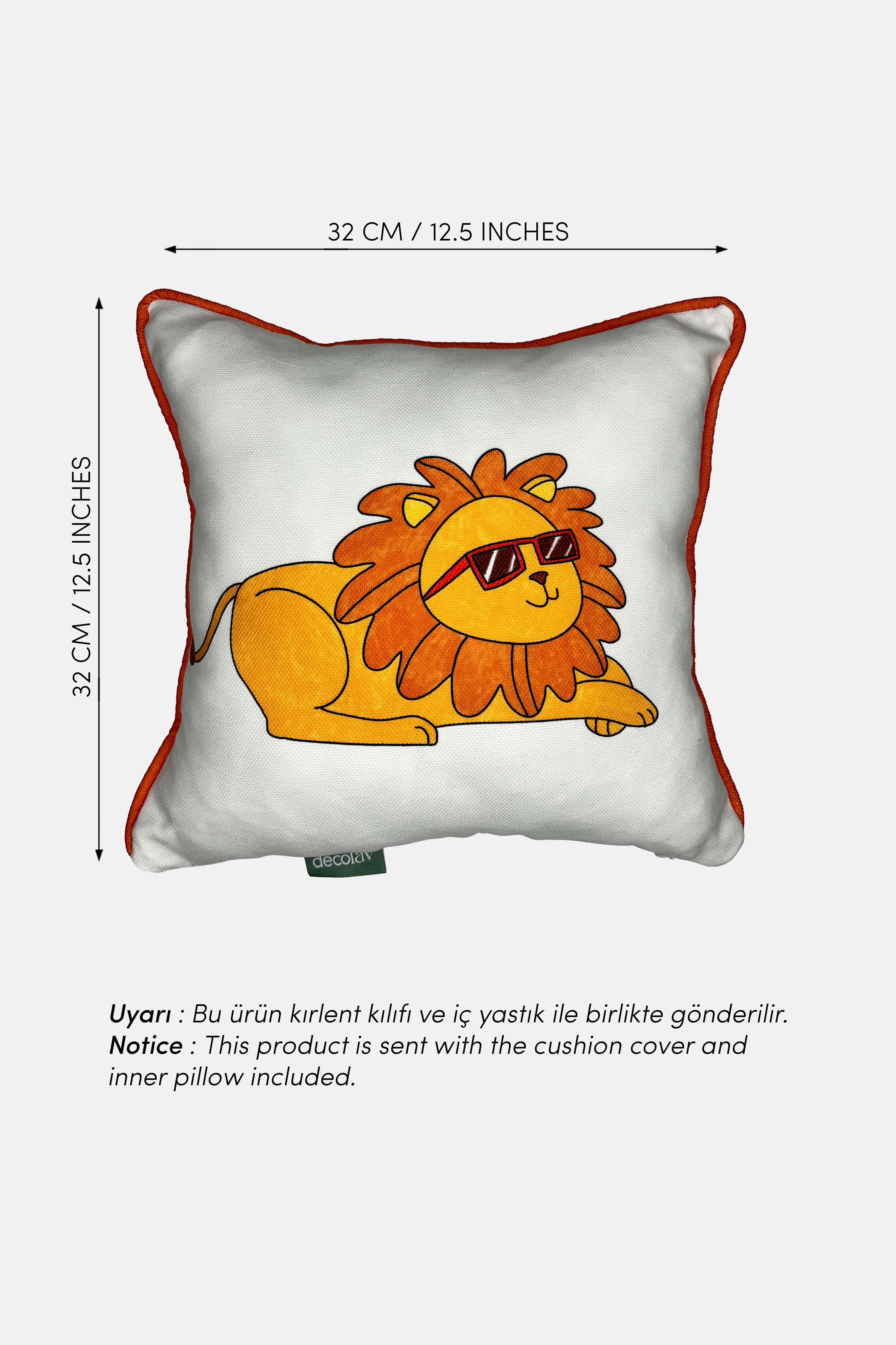 Cool Lion – Havalı Aslan İç Dolgulu Petek Dokulu Çocuk Kırlenti (32x32 cm)