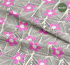 Geometrik Zemin Üzerinde Pembe Çiçek Desenli Dijital Baskılı Kumaş